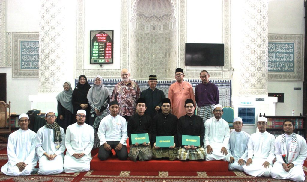 This image has an empty alt attribute; its file name is image-6.png